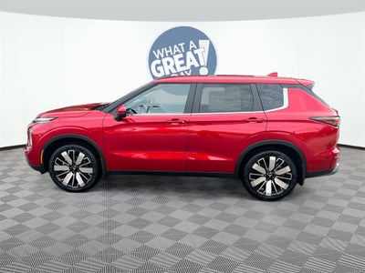 2025 Mitsubishi Outlander SE