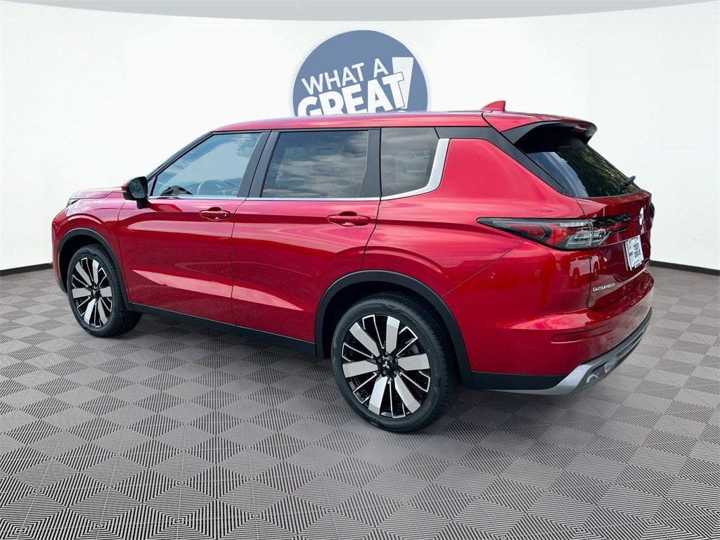 2025 Mitsubishi Outlander SE