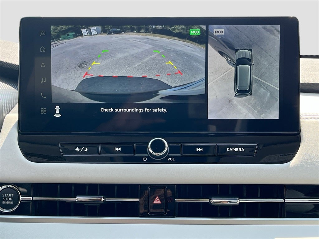 2025 Mitsubishi Outlander SE Tech Package