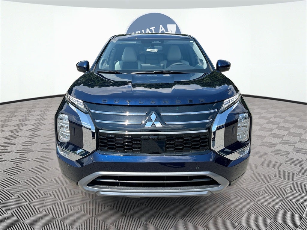 2025 Mitsubishi Outlander SE Tech Package