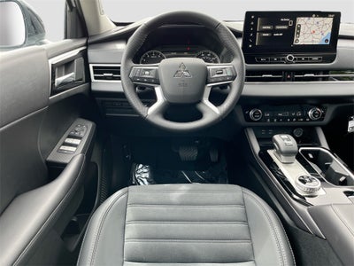 2025 Mitsubishi Outlander Trail Edition Launch Package