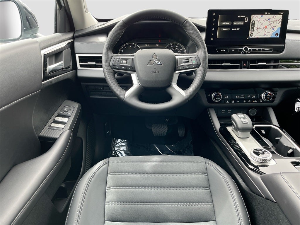 2025 Mitsubishi Outlander Trail Edition Launch Package