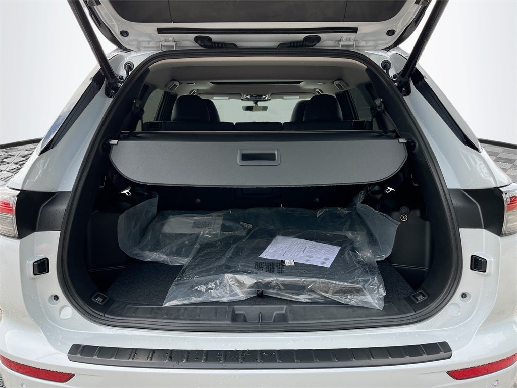 2025 Mitsubishi Outlander Trail Edition Launch Package