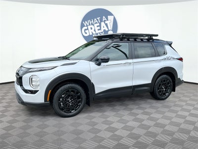 2025 Mitsubishi Outlander Trail Edition Launch Package