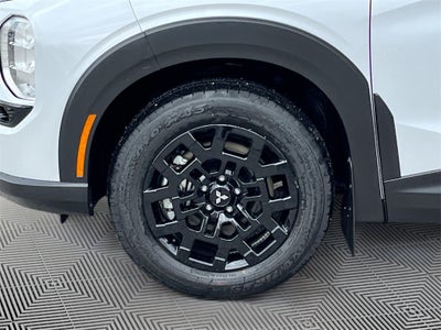 2025 Mitsubishi Outlander Trail Edition Launch Package