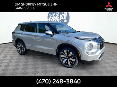 2026 Mitsubishi Outlander SE Tech Package