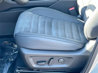 2026 Mitsubishi Outlander SE Tech Package