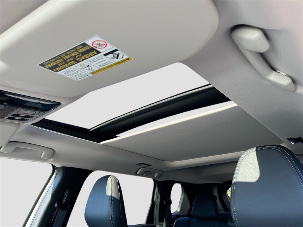 2026 Mitsubishi Outlander SE Tech Package