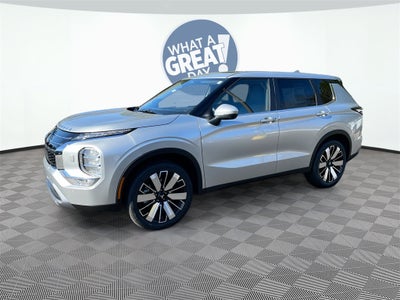 2026 Mitsubishi Outlander SE Tech Package