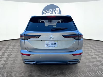 2026 Mitsubishi Outlander SE Tech Package