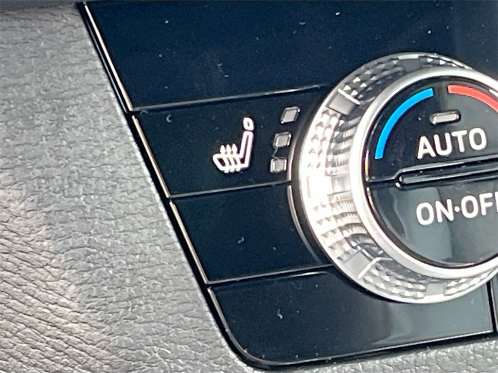 2025 Mitsubishi Outlander Plug-In Hybrid SEL Black Edition