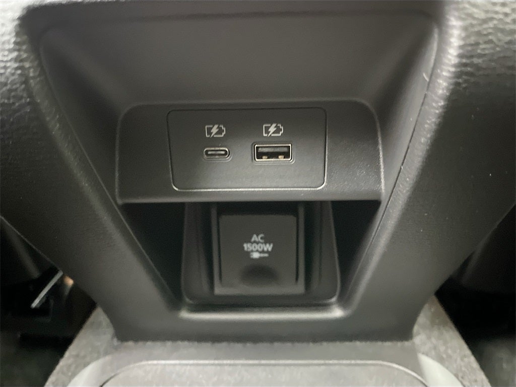 2025 Mitsubishi Outlander Plug-In Hybrid SEL Black Edition