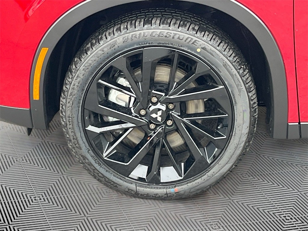 2025 Mitsubishi Outlander Plug-In Hybrid SEL Black Edition