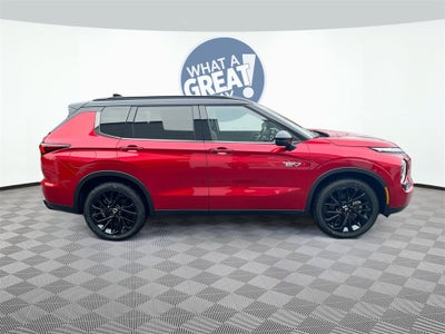 2025 Mitsubishi Outlander Plug-In Hybrid SEL Black Edition