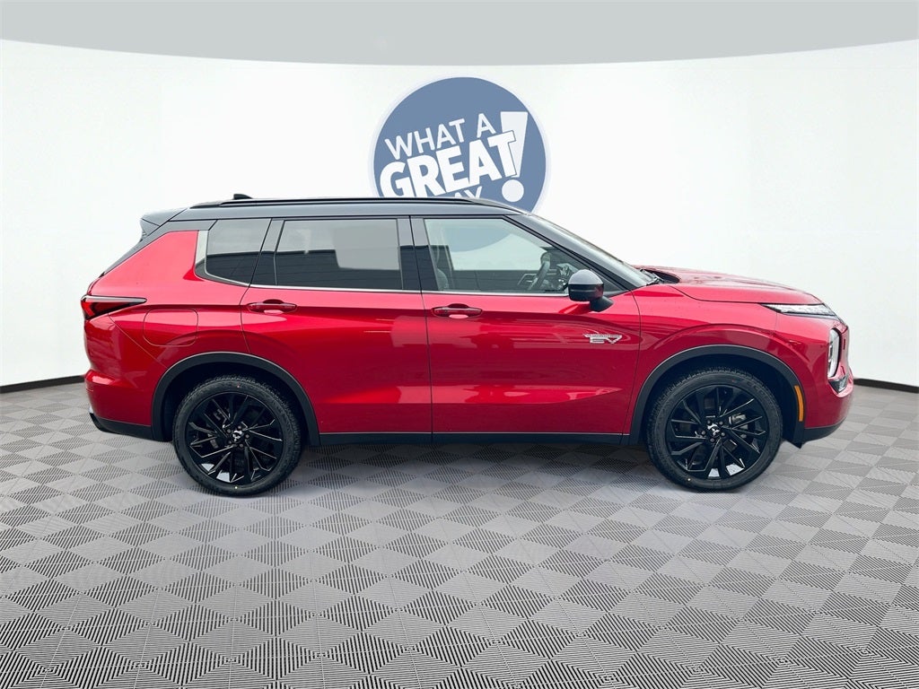 2025 Mitsubishi Outlander Plug-In Hybrid SEL Black Edition