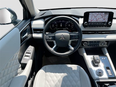 2025 Mitsubishi Outlander Plug-In Hybrid SEL