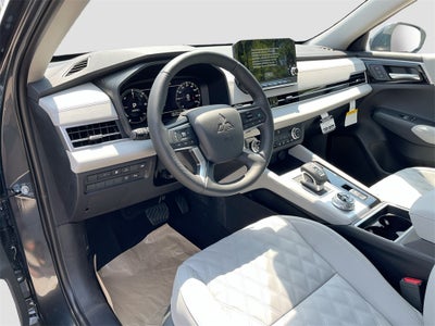 2025 Mitsubishi Outlander Plug-In Hybrid SEL