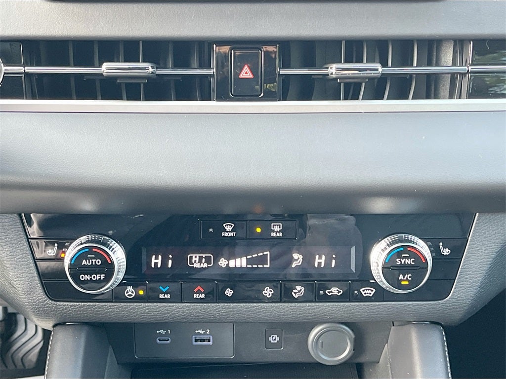 2025 Mitsubishi Outlander Plug-In Hybrid SEL Black Edition