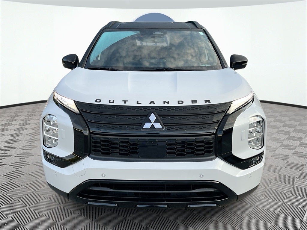 2025 Mitsubishi Outlander Plug-In Hybrid SEL Black Edition