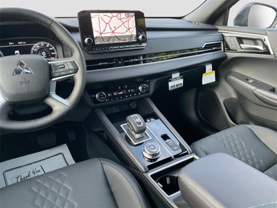 2025 Mitsubishi Outlander Plug-In Hybrid SEL Black Edition