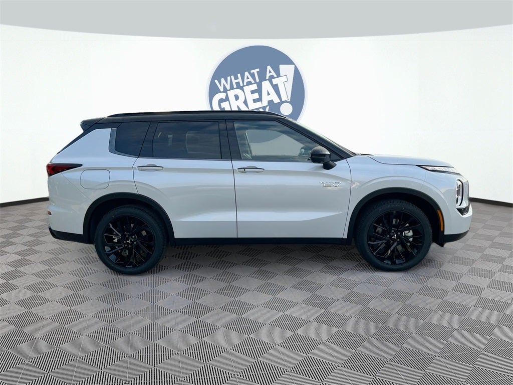 2025 Mitsubishi Outlander Plug-In Hybrid SEL Black Edition