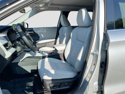 2025 Mitsubishi Outlander Plug-In Hybrid SEL