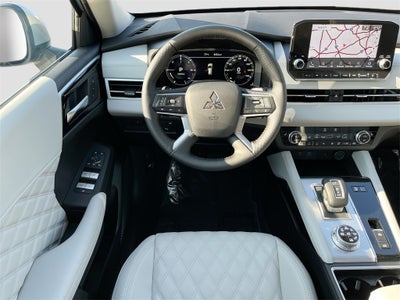 2025 Mitsubishi Outlander Plug-In Hybrid SEL