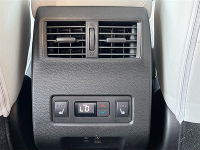 2025 Mitsubishi Outlander Plug-In Hybrid SEL