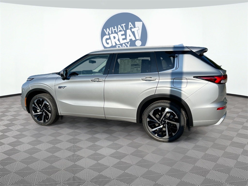 2025 Mitsubishi Outlander Plug-In Hybrid SEL