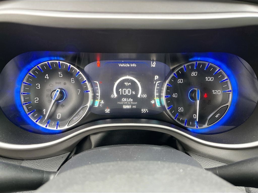 2025 Chrysler Pacifica Select