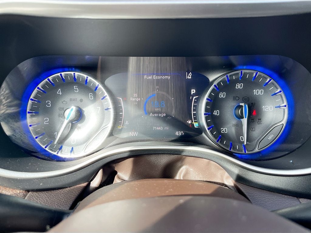 2021 Chrysler Pacifica Touring