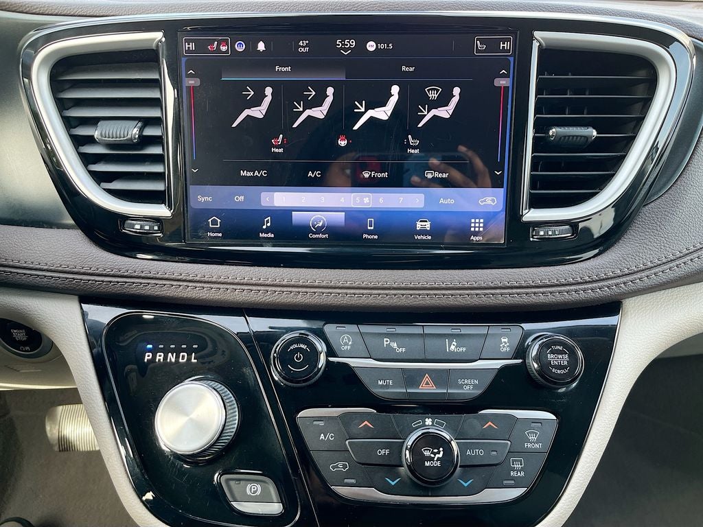 2021 Chrysler Pacifica Touring