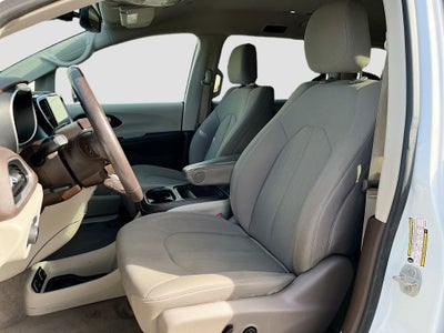 2021 Chrysler Pacifica Touring