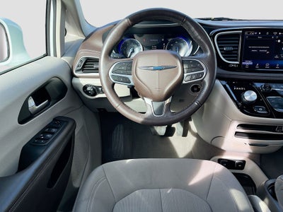 2021 Chrysler Pacifica Touring