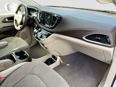 2021 Chrysler Pacifica Touring