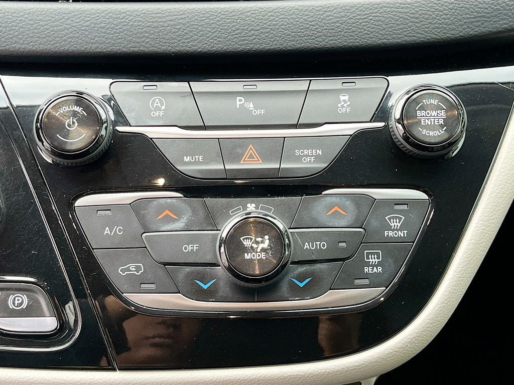 2018 Chrysler Pacifica Touring Plus