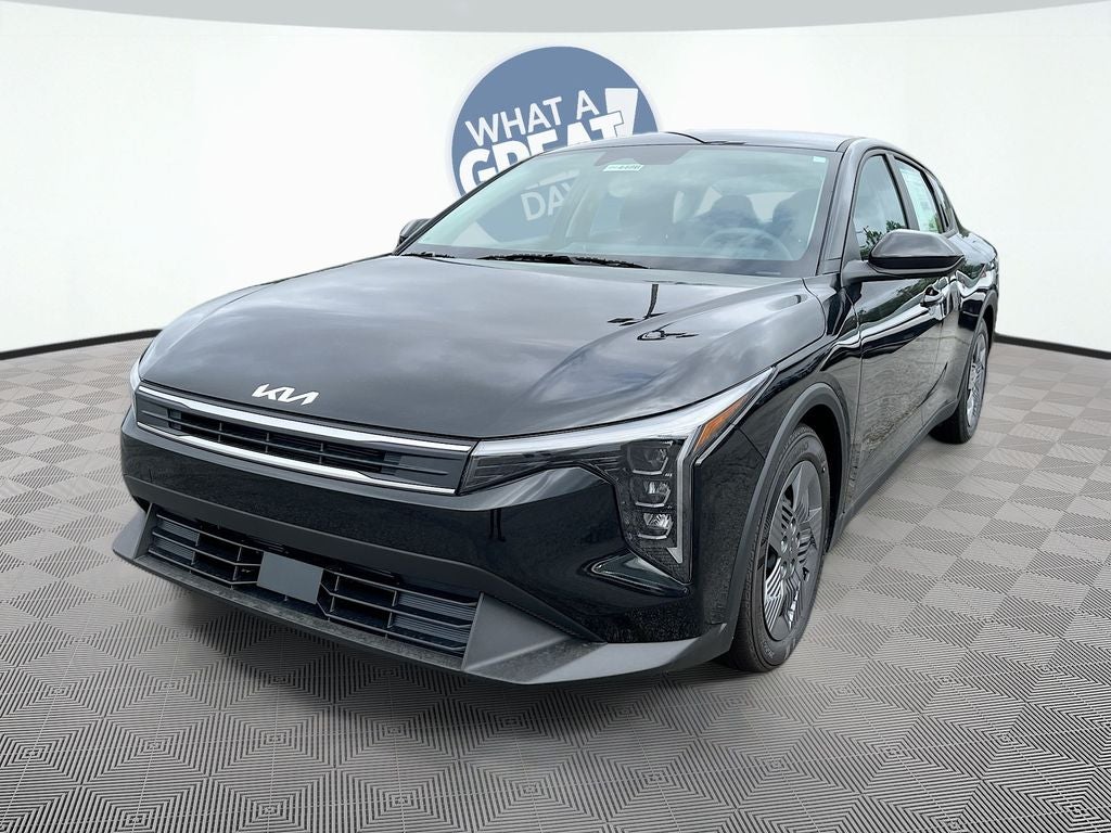 2026 Kia K4 LX