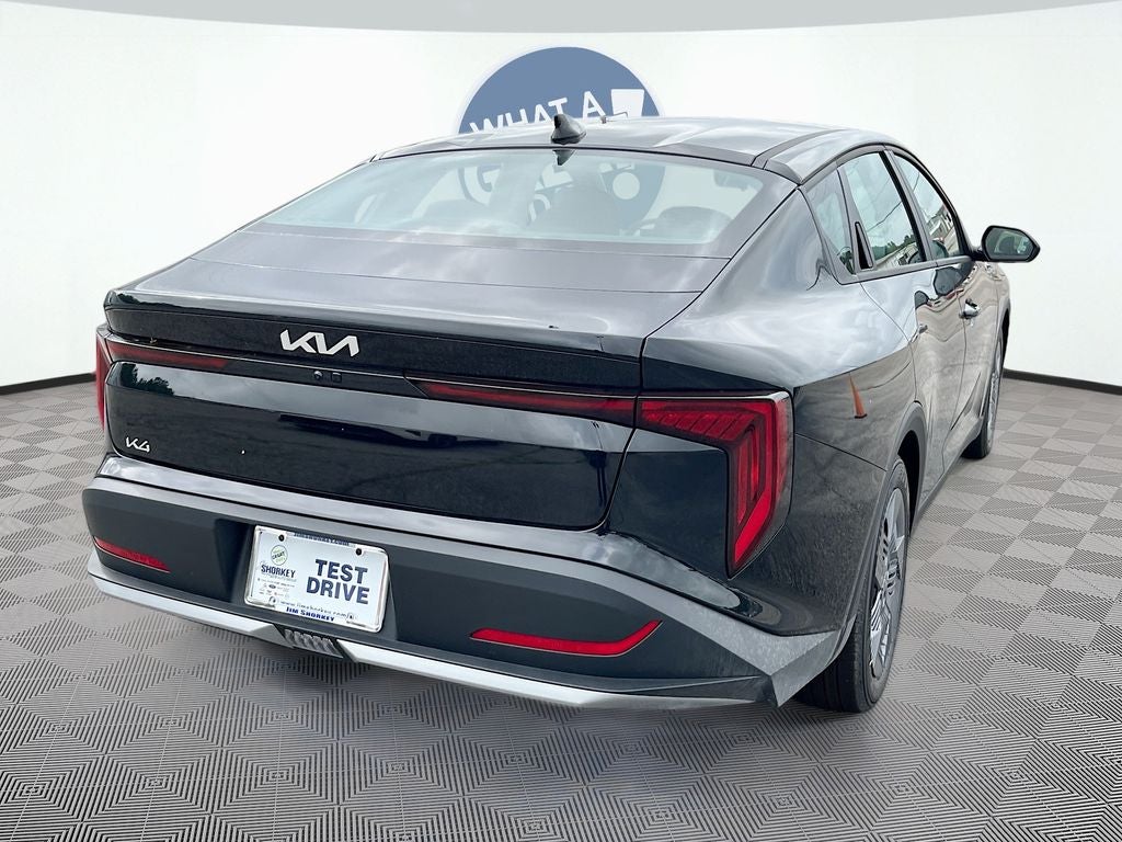 2026 Kia K4 LX