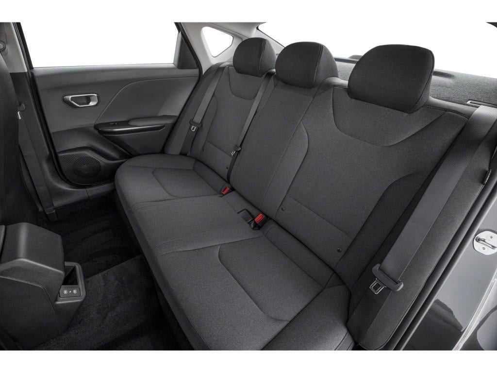 2025 Kia K4 LX