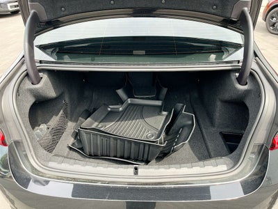 2024 BMW 3 Series 330i
