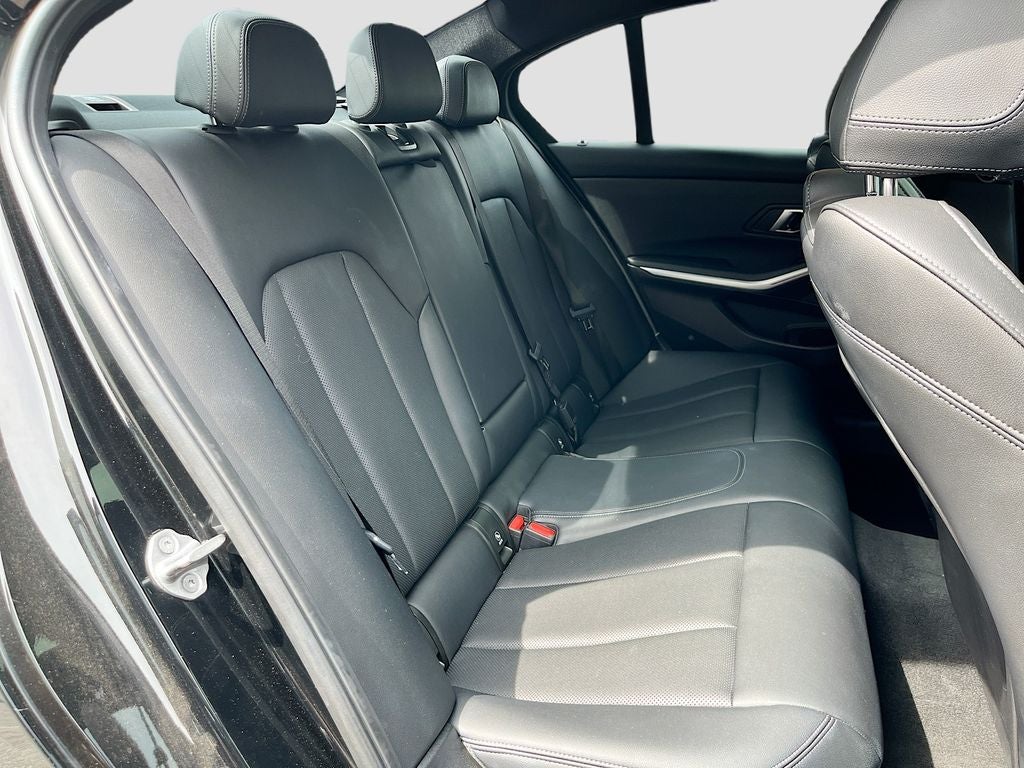 2024 BMW 3 Series 330i