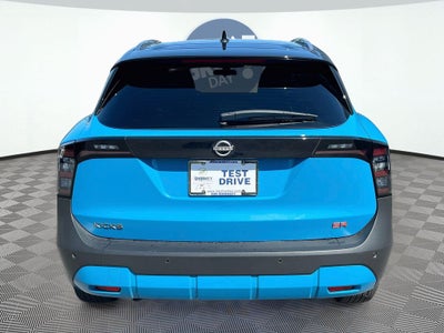 2025 Nissan Kicks SR