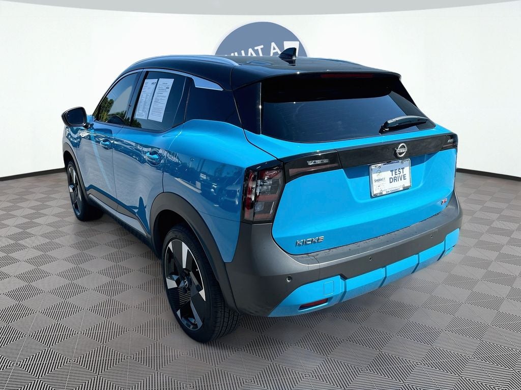 2025 Nissan Kicks SR