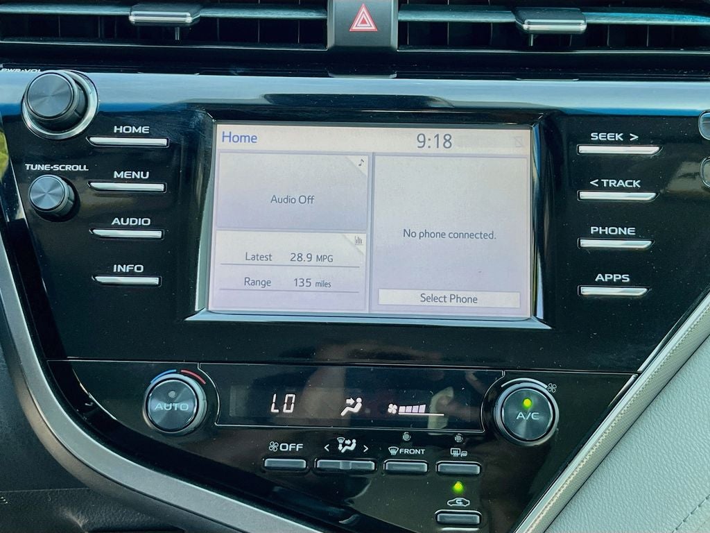 2018 Toyota Camry SE