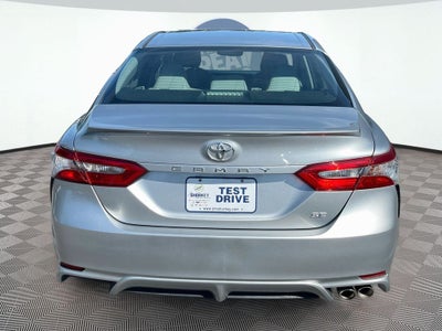 2018 Toyota Camry SE