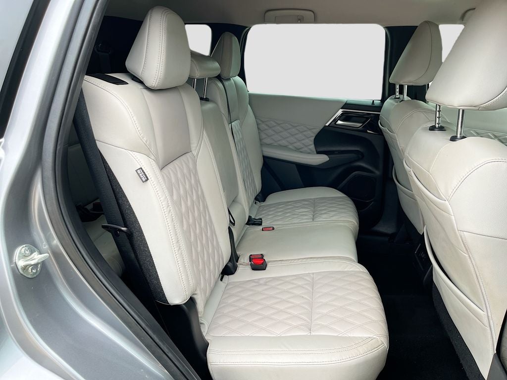 2022 Mitsubishi Outlander SEL