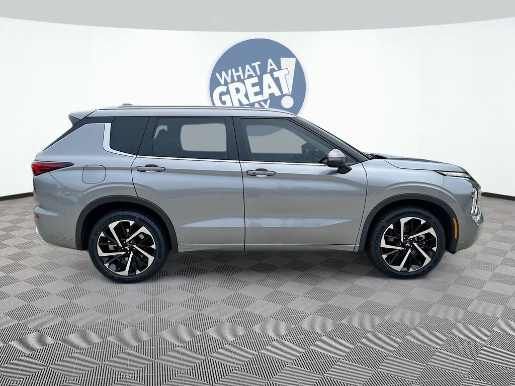2022 Mitsubishi Outlander SEL