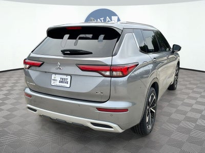 2022 Mitsubishi Outlander SEL