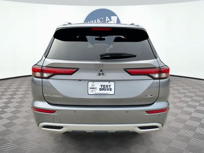 2022 Mitsubishi Outlander SEL