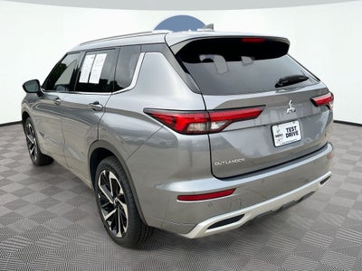 2022 Mitsubishi Outlander SEL